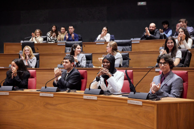 Fotos de la final del XV Torneo de Debate de Bachillerato celebrada en el Parlamento de Navarra.