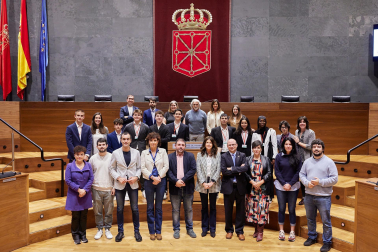 Fotos de la final del XV Torneo de Debate de Bachillerato celebrada en el Parlamento de Navarra.
