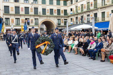 Fotos de la jura de bandera civil en el Día de Bardenas en Tudela