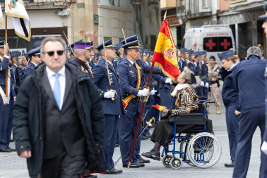 Fotos de la jura de bandera civil en el Día de Bardenas en Tudela