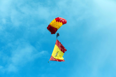 Fotos de la jura de bandera civil en el Día de Bardenas en Tudela