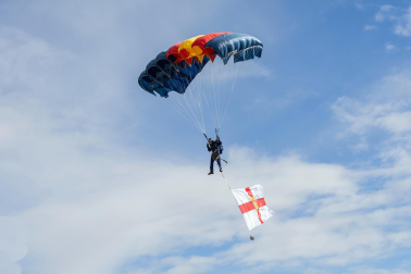 Fotos de la jura de bandera civil en el Día de Bardenas en Tudela