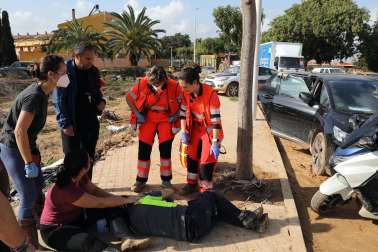 Voluntarios navarros colaboran el las localidades de Massanassa, Seraví y Catarroja /