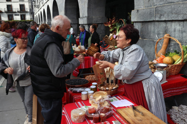 Fotos de la Feria ganadera y de producto local de Leitza y Areso.