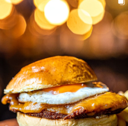 Una de las hamburguesas del local