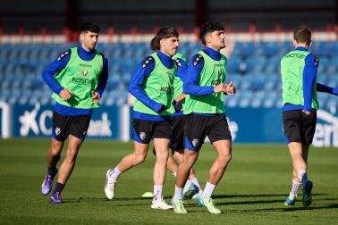 Fotos del entrenamiento de Osasuna este jueves, 14 de noviembre, en Tajonar.