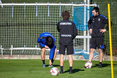 Fotos del entrenamiento de Osasuna este jueves, 14 de noviembre, en Tajonar.