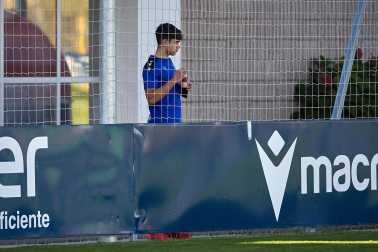Fotos del entrenamiento de Osasuna este jueves, 14 de noviembre, en Tajonar.