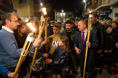 Fustiñana acogió este sábado, 16 de noviembre, el tradicional lanzamiento de nueces /