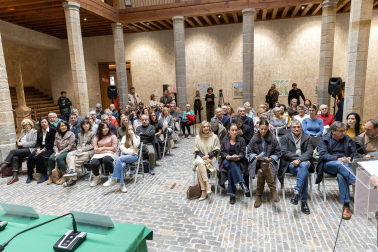 Fotos del acto de entrega de los premios Tomás Belzunegui. /