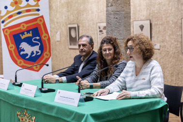 Fotos del acto de entrega de los premios Tomás Belzunegui. /