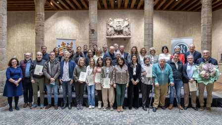 Fotos del acto de entrega de los premios Tomás Belzunegui. /