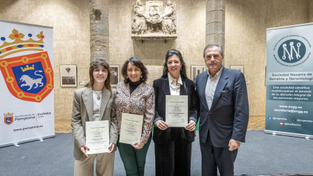 Fotos del acto de entrega de los premios Tomás Belzunegui. /