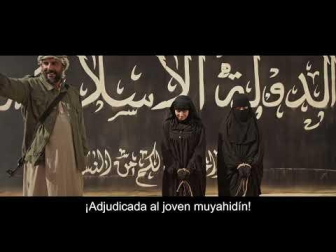 Clip de la escena de la subasta de mujeres en la película 'Raqa'