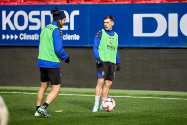 Sesión a puerta cerrada en El Sadar de los jugadores de Osasuna dos días antes de recibir al Villarreal /