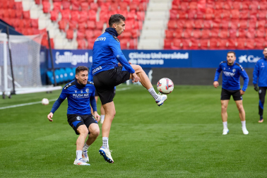 Sesión a puerta cerrada en El Sadar de los jugadores de Osasuna dos días antes de recibir al Villarreal /