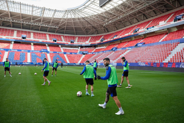 Sesión a puerta cerrada en El Sadar de los jugadores de Osasuna dos días antes de recibir al Villarreal /