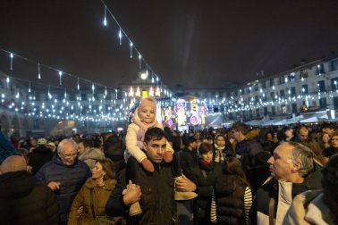 Fotos del encendido de la iluminación navideña en Tudela.