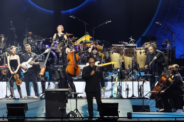 Fotos del espectáculo 'The World of Hans Zimmer A New Dimension' en el Navarra Arena. /