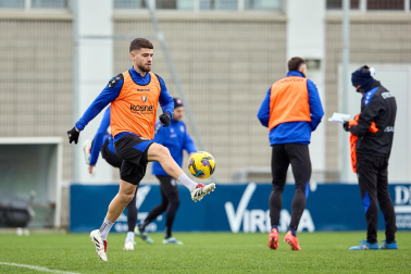Entrenamiento de Osasuna, este viernes en Tajonar.