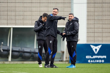 Entrenamiento de Osasuna, este viernes en Tajonar.