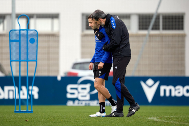 Entrenamiento de Osasuna, este viernes en Tajonar.