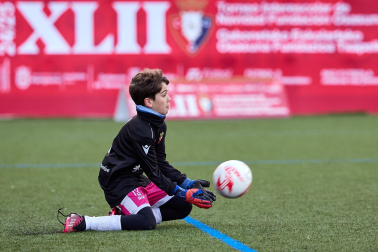 Fotos de la primera jornada del Torneo Interescolar de Osasuna 2024-25./