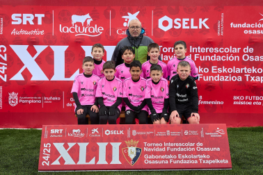 ELÍAS TERÉS SÁDABA. El equipo lo forman Alex Elizondo, Sami Lahjiji, Asier Merino, Manex Osés, Imran Rhayaty, Pablo Chocarro, David Fernández, Hugo Medrado, Izan Mocha, Jesús Ventura, Mateo Viñal, Diego Bueno, Mohamed El Kourf, Soulaimane Labhalía.