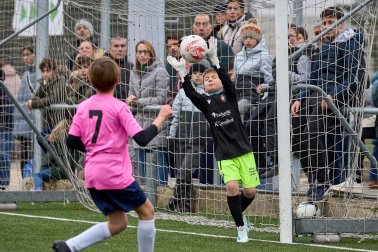 Ambiente e imágenes de los partidos de la quinta jornada del Torneo Interescolar 2024 /