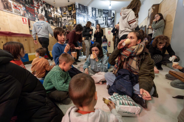 El teatro y el chocolate se fundieron este domingo 29 de diciembre en la Escuela Navarra de Teatro con el tradicional acto /