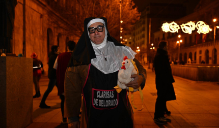 Foto de los disfraces de la Nochevieja 2024 en Pamplona./