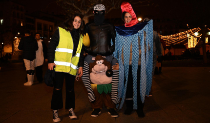 Foto de los disfraces de la Nochevieja 2024 en Pamplona./