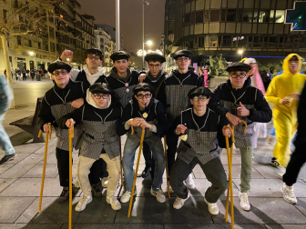 Foto de los disfraces de la Nochevieja 2024 en Pamplona