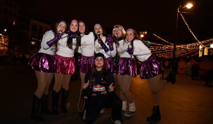 Foto de los disfraces de la Nochevieja 2024 en Pamplona./