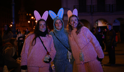 Foto de los disfraces de la Nochevieja 2024 en Pamplona./