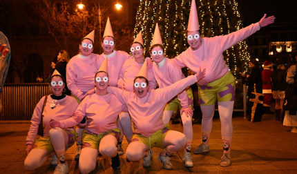 Foto de los disfraces de la Nochevieja 2024 en Pamplona./