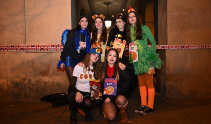 Foto de los disfraces de la Nochevieja 2024 en Pamplona./
