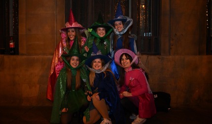 Foto de los disfraces de la Nochevieja 2024 en Pamplona./