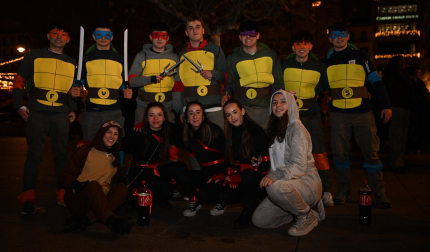 Foto de los disfraces de la Nochevieja 2024 en Pamplona./