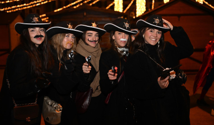 Foto de los disfraces de la Nochevieja 2024 en Pamplona./
