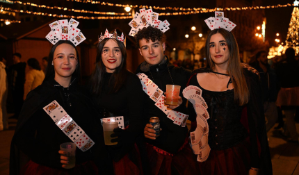 Foto de los disfraces de la Nochevieja 2024 en Pamplona./