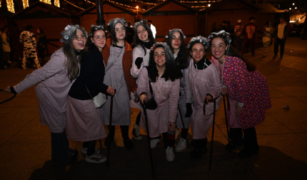 Foto de los disfraces de la Nochevieja 2024 en Pamplona./
