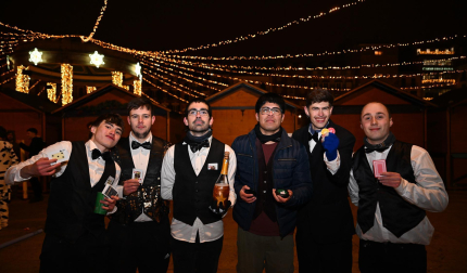 Foto de los disfraces de la Nochevieja 2024 en Pamplona./