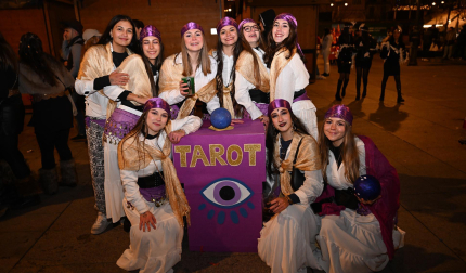Foto de los disfraces de la Nochevieja 2024 en Pamplona./