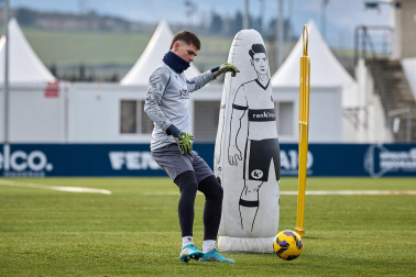 Fotos del entrenamiento de Osasuna este domingo 5 de enero.