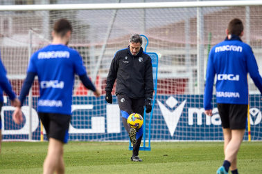 Fotos del entrenamiento de Osasuna este domingo 5 de enero.