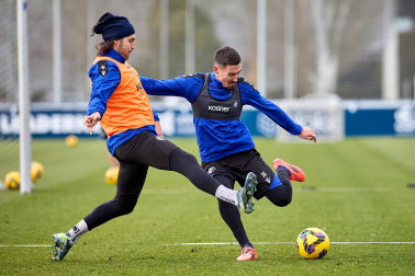 Fotos del entrenamiento de Osasuna este domingo 5 de enero.