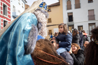 Fotos de la Cabalgata de Reyes de Tudela 2025.