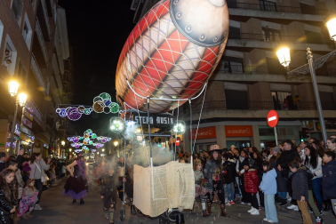 Fotos de la Cabalgata de Reyes de Tudela 2025