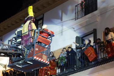 Fotos de la Cabalgata de Reyes de Tudela 2025